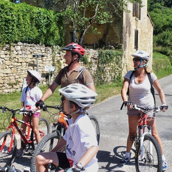 Ça vous dit du vélo en Famille cet été ?