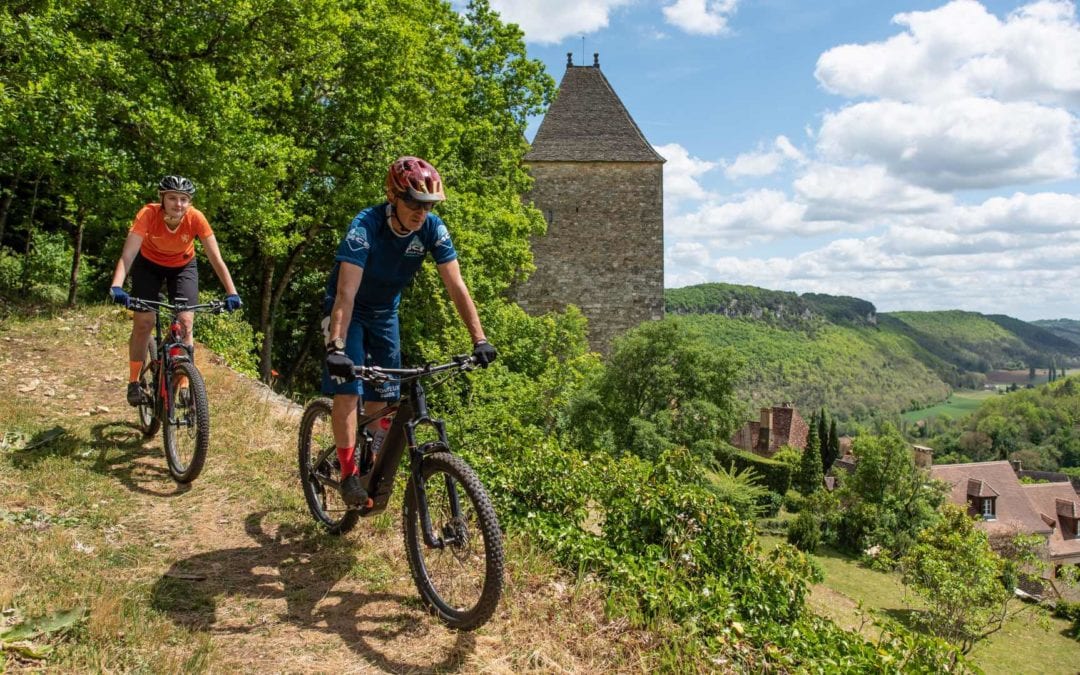 Faire du VTT électrique en Dordogne : entre aventure et balade